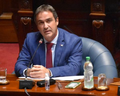 Melazzi requested reports in the Senate on investments on the shores of Uruguay