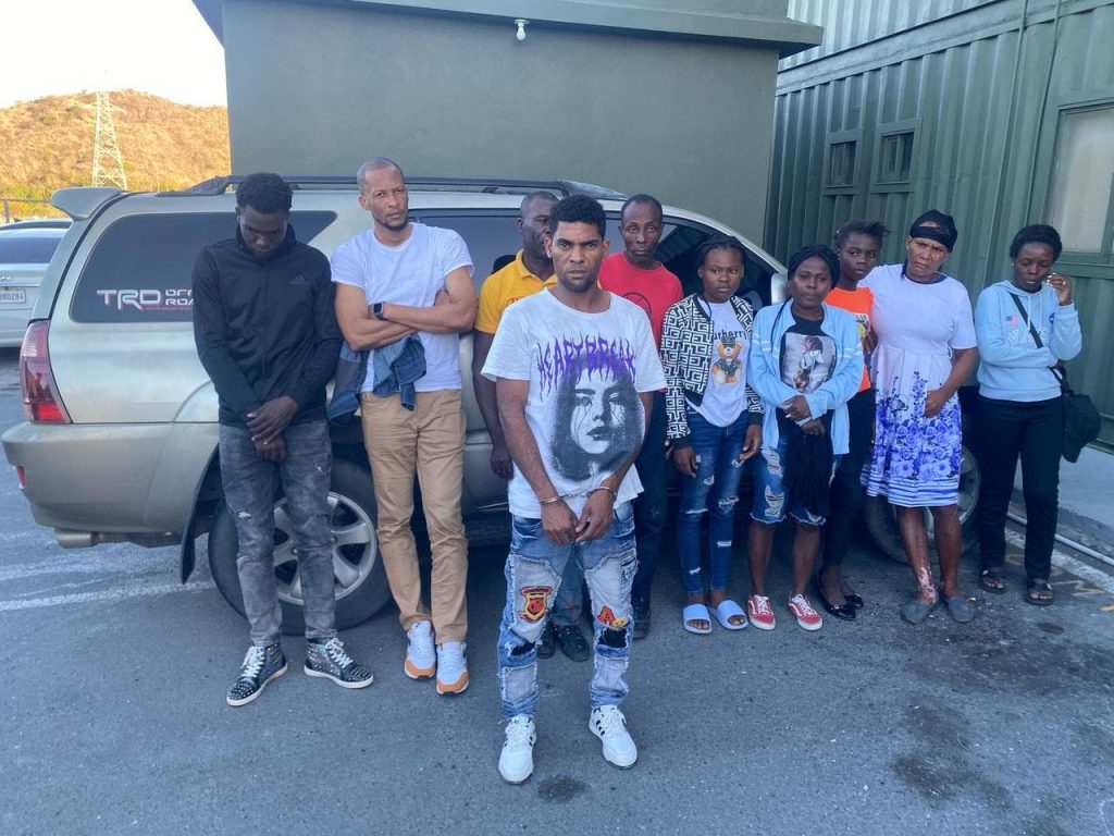 Migración detiene 1.129 haitianos indocumentados y repatria a 838 en todo el país