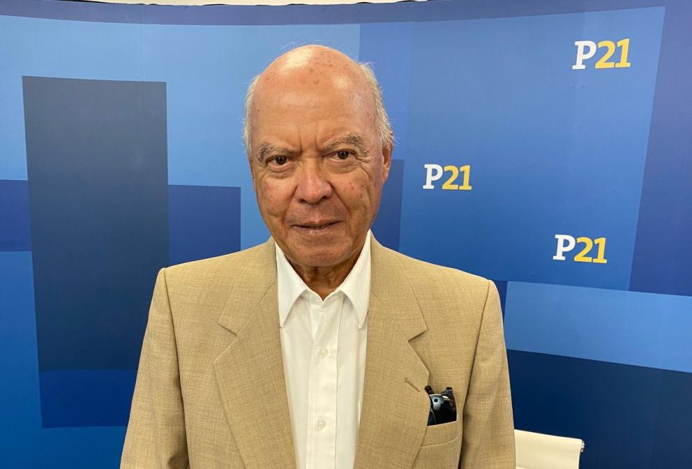 Miguel Vega Alvear: "Mario Vargas Llosa wanted to make Peru a better country"