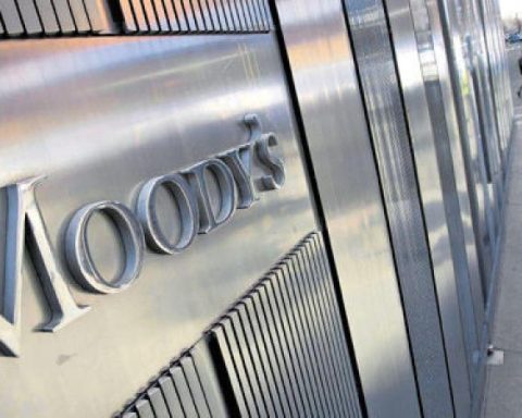 Moody's joins the alerts for debt and fiscal crisis in Colombia