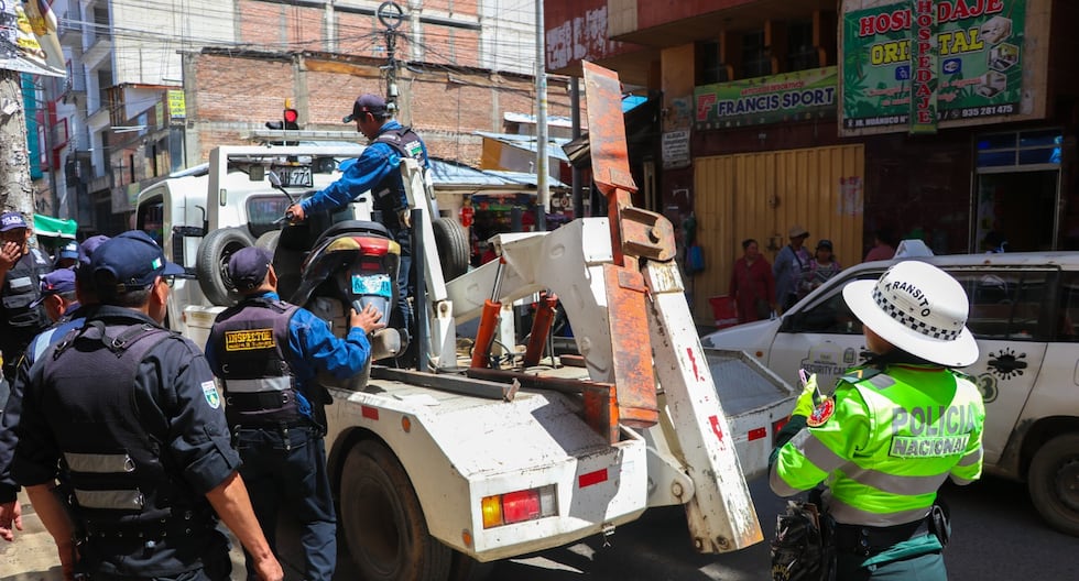 Municipality of Huancayo releases roads and sanctions eight vehicles for traffic offenses