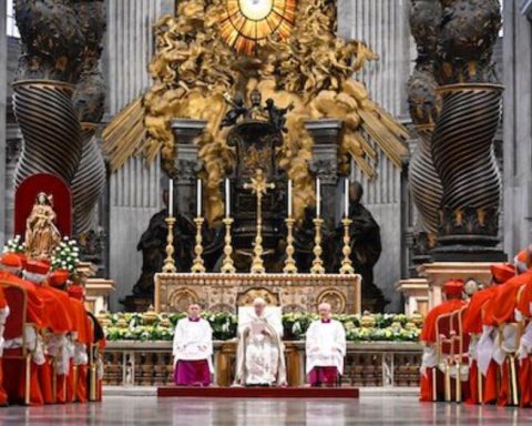 Pope Francis Net Worth: Pope Francis Is Worth and How Much He Gets Paid By The Catholic Church