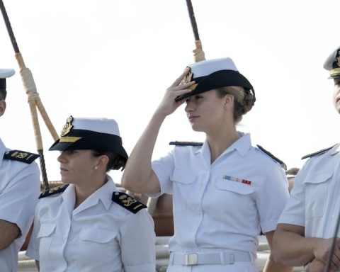 Princess Leonor arrives at Callao aboard the ship Juan Sebastián Elcano and cancel Agenda in Peru