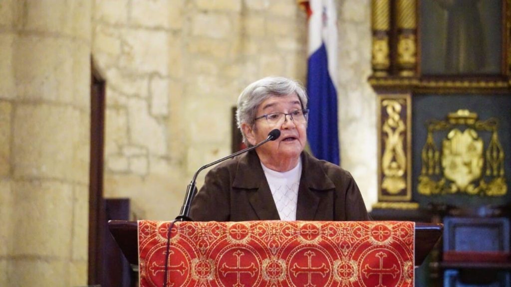 Religiosa denuncia exclusión y desigualdad en América Latina en Sermón de las 7 Palabras
