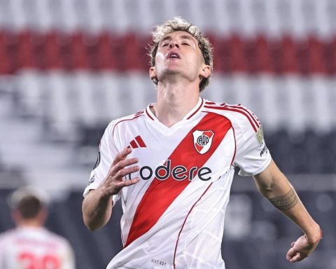 River does not mark a penalty