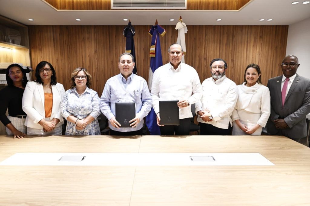 Acuerdos del SNS buscan optimizar laboratorios y accesibilidad en atención médica