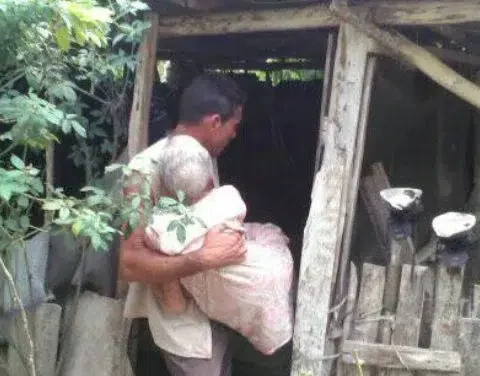 Elio Durán Terrero y su madre nonagenaria