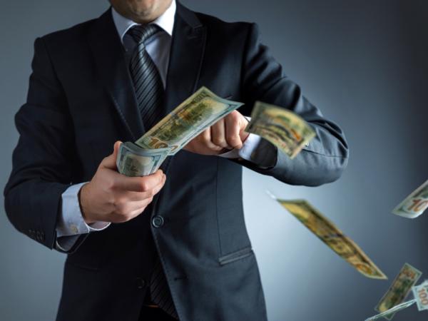 The 5 phrases that you must say daily to program your brain as rich, according to AI