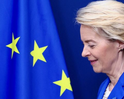 The EU suspends for 90 days its countermeasures to US tariffs