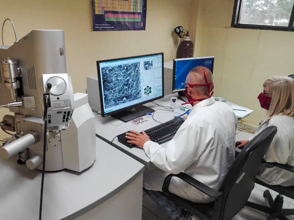 The US blocks Cuba's access and another five "worrying countries" to biomedical databases