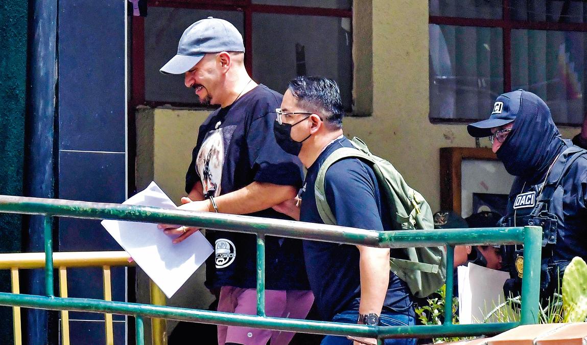 The active government '26J' in full campaign and see that Luis Arce seeks electoral revenue