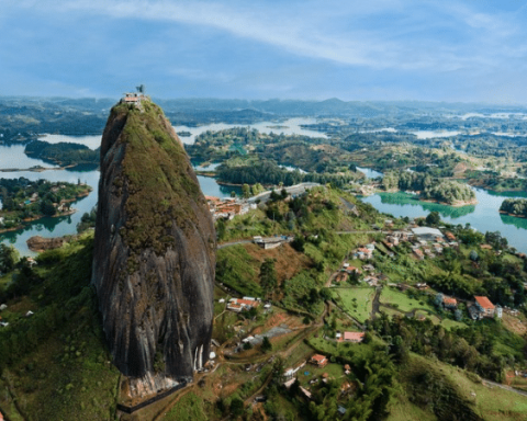 The most beautiful people in the world? It is in Colombia and is called Guatapé, Antioquia