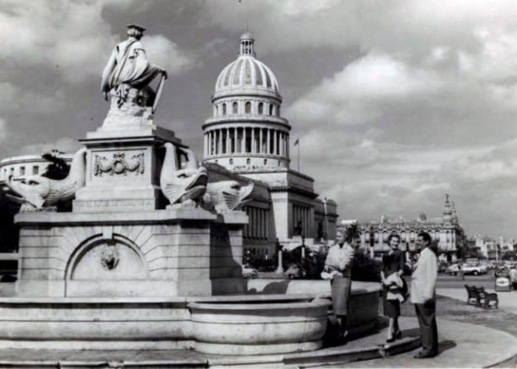 The source of India, a traveling statue in Havana