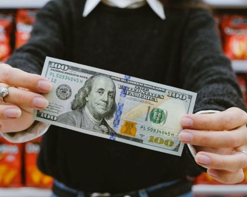 They anticipate a strong increase in food by the end of the stocks to the dollar