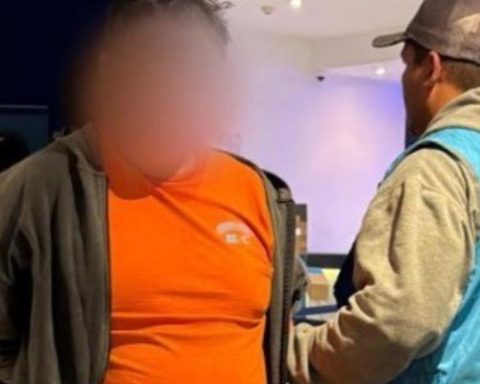They arrest a Bolivian for abuse to a 12 -year -old girl in a cinema in Buenos Aires