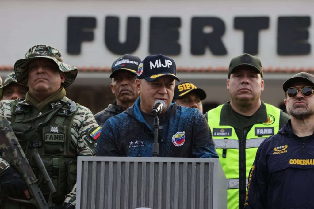 They seize an explosive artifact at Caracas Service Station