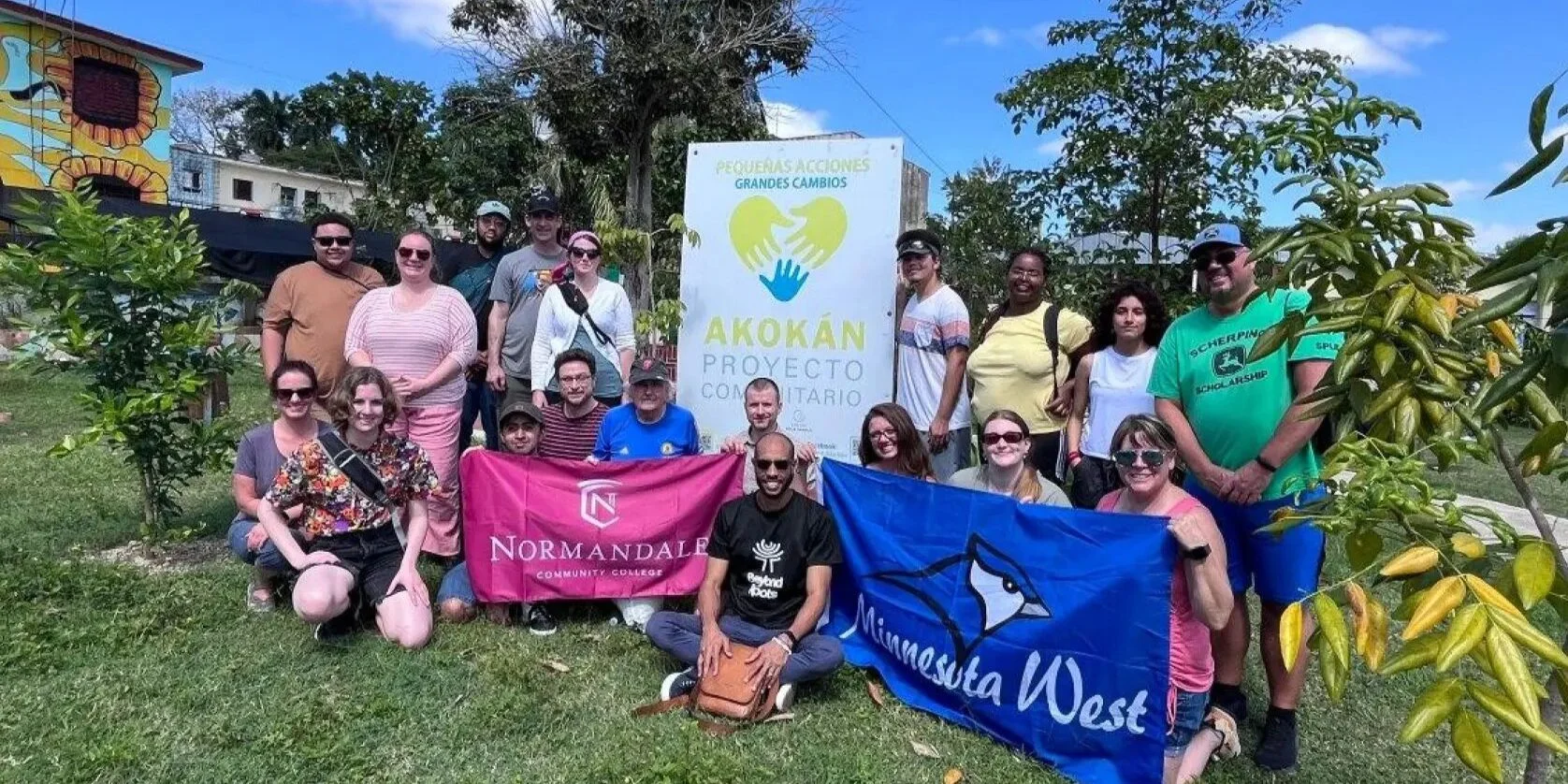 Estudiantes de los colegios comunitarios Minnesota West y Normandale en Cuba, en marzo pasado