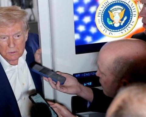 Trump exempts cell phones and computers from new tariffs