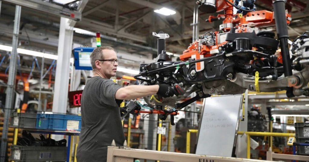 Trump's industrial dream stumbles with the scarcity of workers