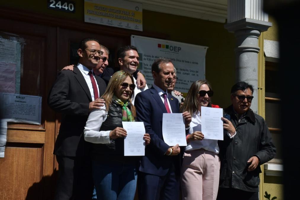 Tuto inscribes his alliance in the TSE and asks Arce to respond for Zúñiga sayings