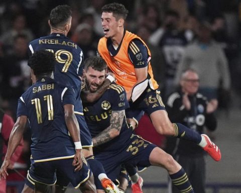 Vancouver sweats it, but will be the rival of the Inter Miami de Messi in the semifinals