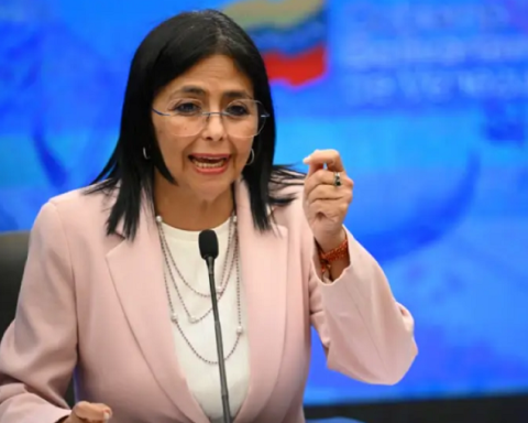 Venezuela rejects warming intentions of the president of Guyana