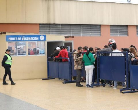 What could the government do with the economic emergency for yellow fever