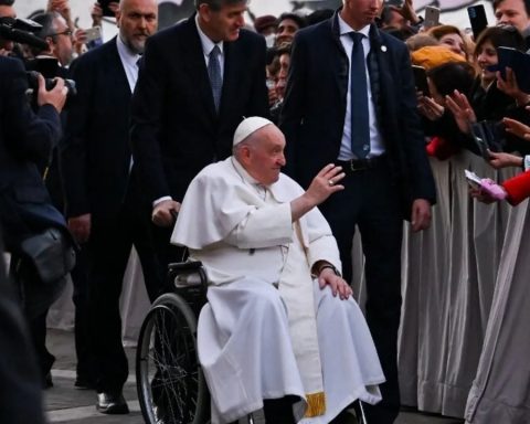 Worldwide shock for the death of Pope Francis