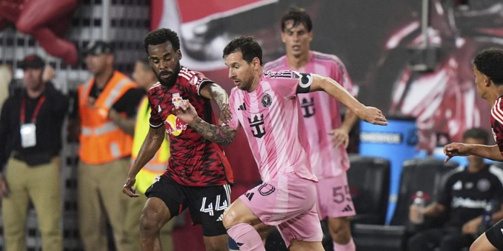 A brutal Messi leads Inter Miami in New York