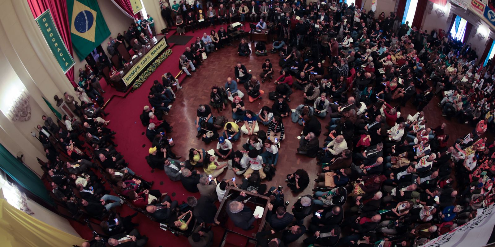 Act at USP defends national sovereignty in the face of Trump's tariff