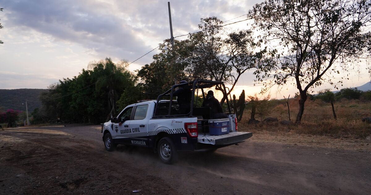 Armed Group arises in Michoacán and asks the government to stop insecurity