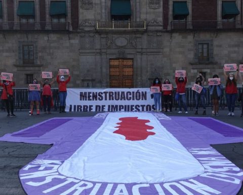CDMX Congress is about justifying students' offenses by menstrual pains