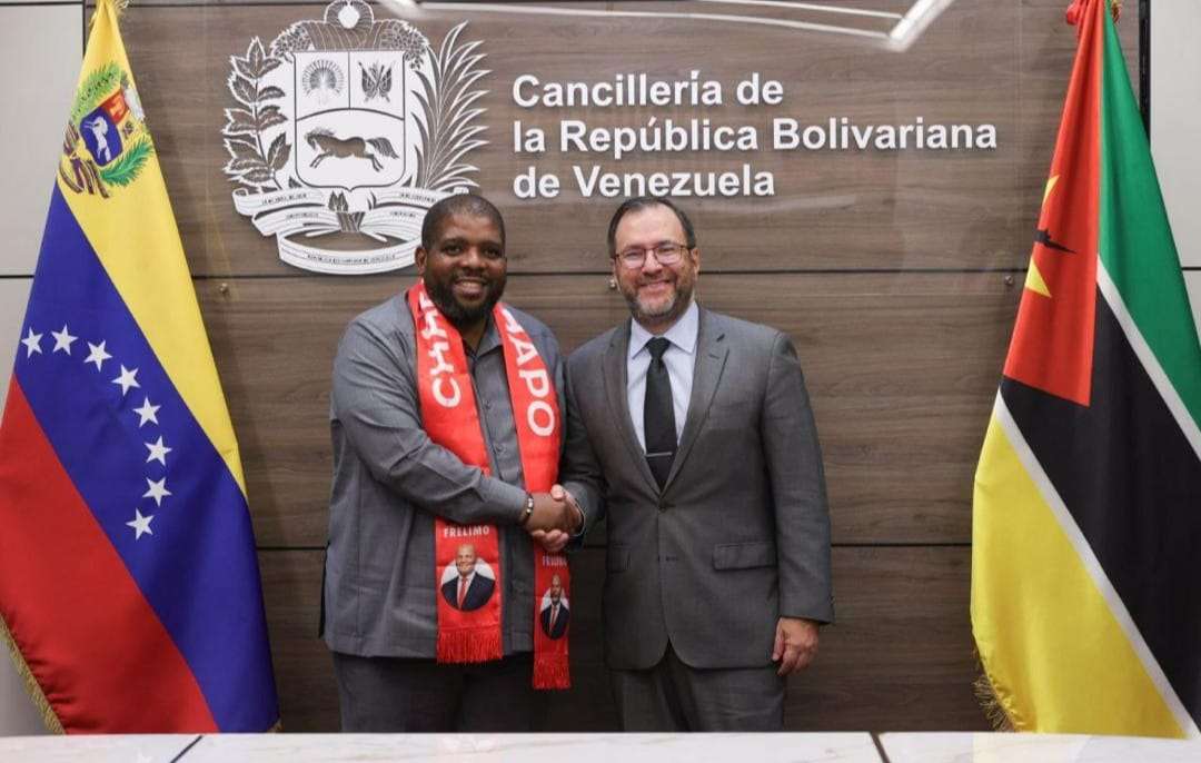 Chancellor receives the Secretary of the Mozambique Liberation Front