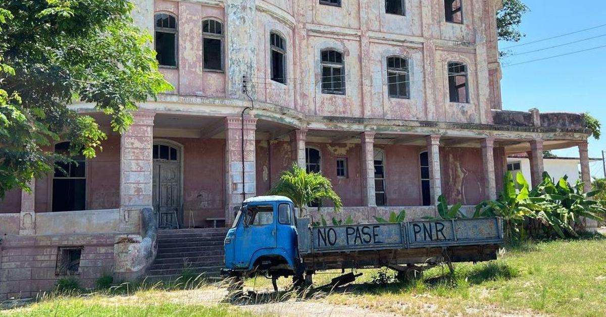Cojímar, illustrious ruins field