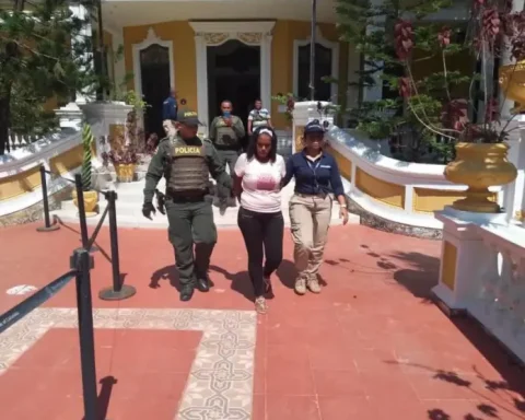 Colombia delivered a woman involved in triple homicide
