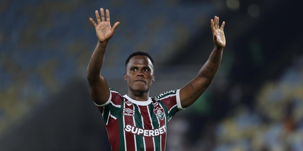 Cruzeiro expires to Fluminense, who says goodbye to John Arias