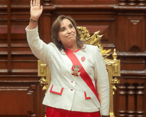 Dina Boluarte culminates her last message to the nation before Congress with low approval and amid protests