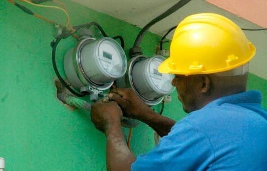 Government plans to reactivate electrical pact and readjust electric tariff