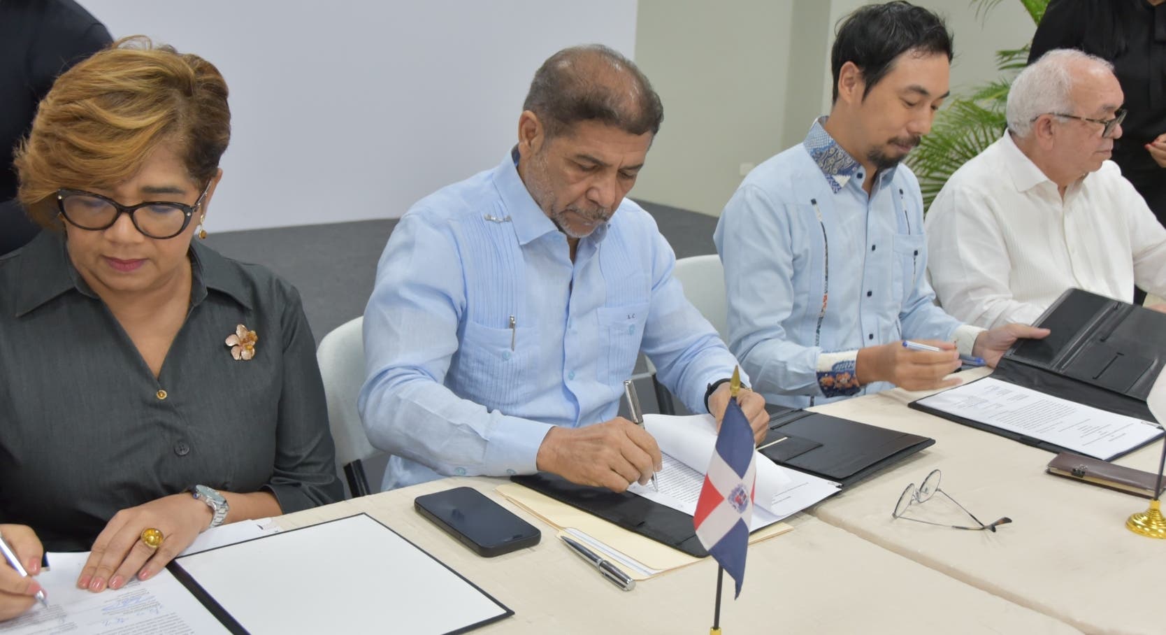 Gobierno firma acuerdo con JICA para fortalecer cadenas alimentarias