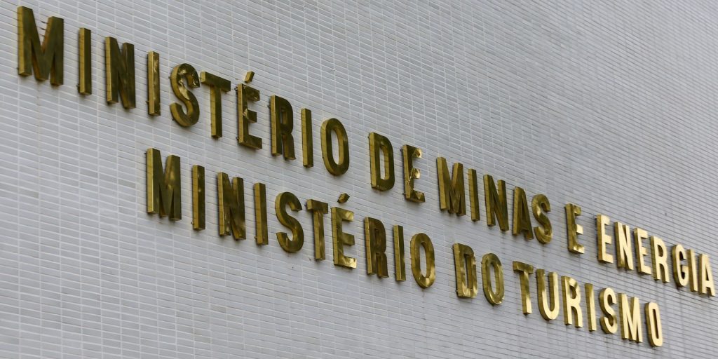 Government will guarantee free cooking gas to 17 million families