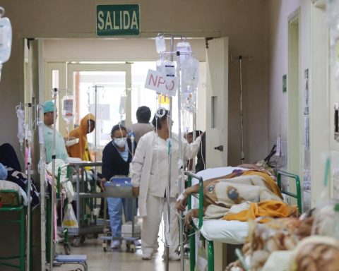 Hospitals accumulate a month of strikes that prolong the pain of patients