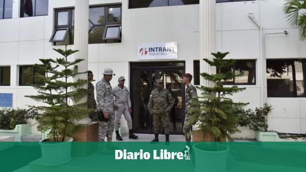 Intrant: Bidding for driver's license "continues its course"