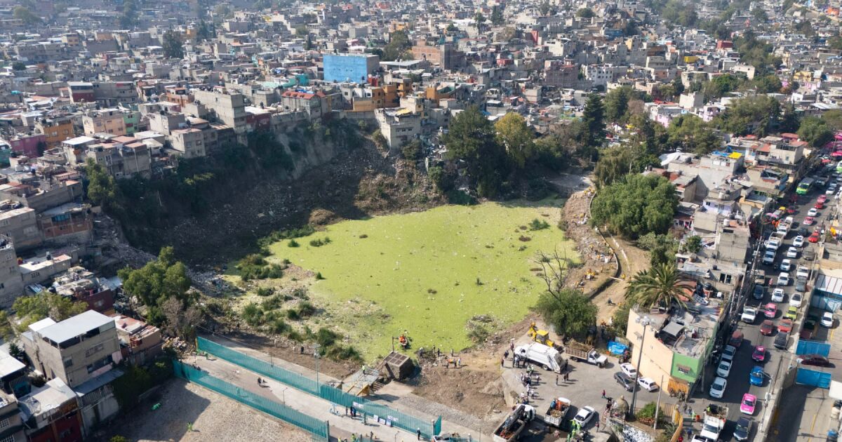Irregular, garbage and real estate settlements threaten CDMX ravines
