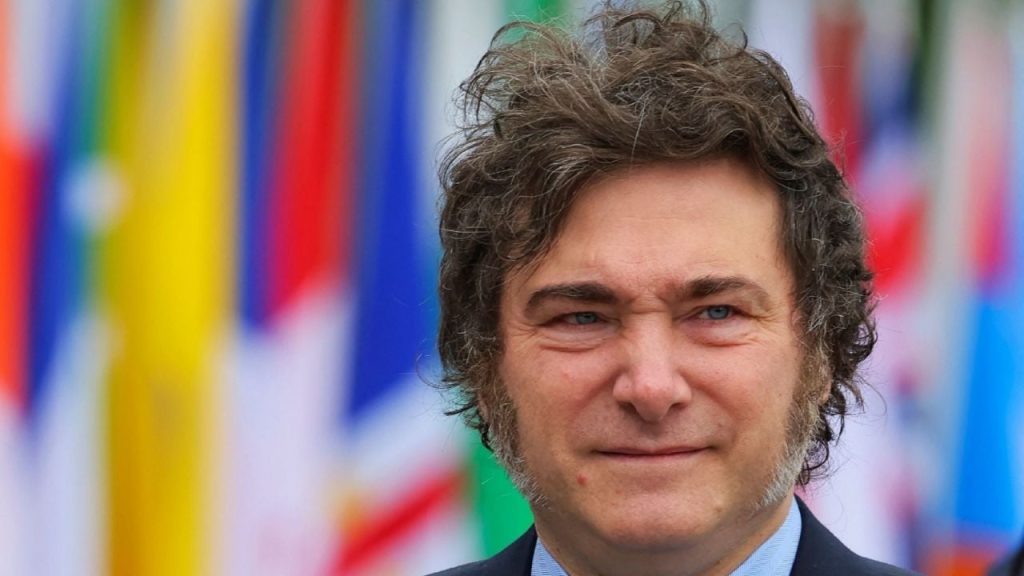 Javier Milei and Luis Caputo harden their speech against the PJ