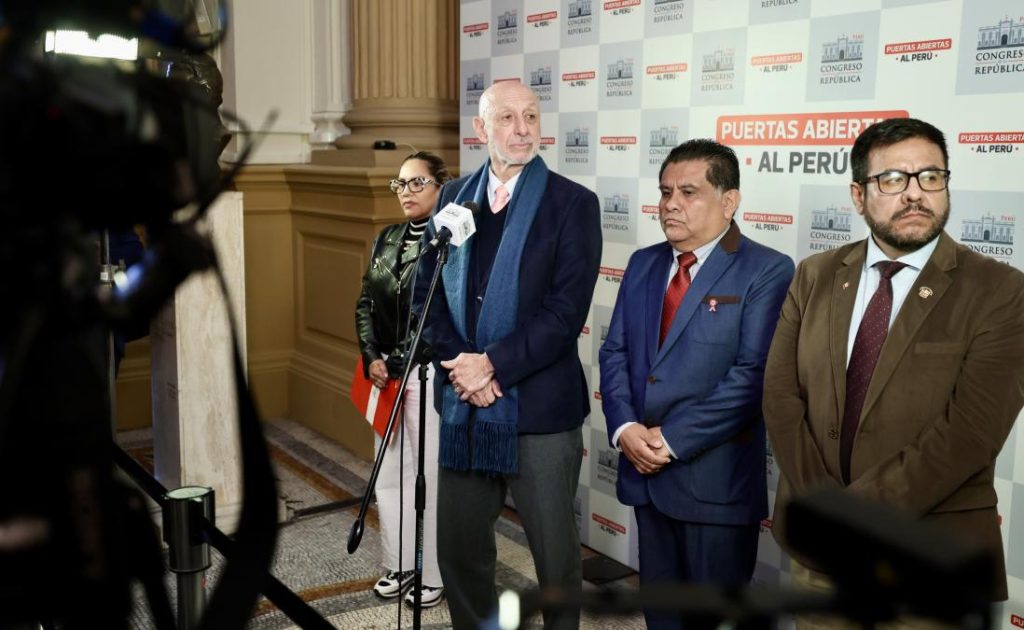 José Cueto: "We are not going to shield or be a table of parts" of the Executive