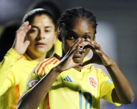 Linda Caicedo participates in the 'dance' from Colombia to Bolivia