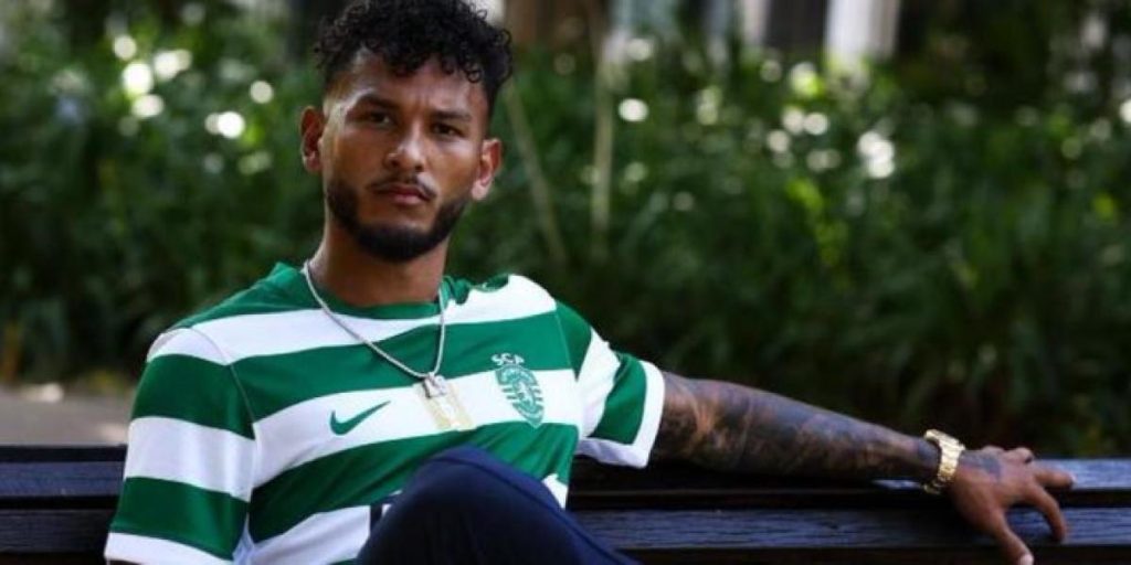 Luis Suarez leaves a pasture in the coffers of Almería