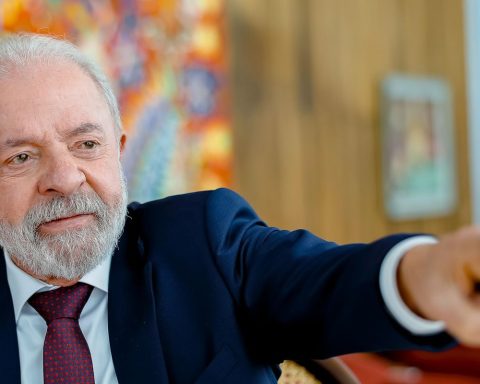 Lula expresses solidarity with STF ministers after US sanctions