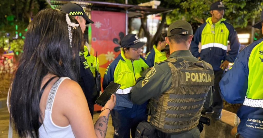 Mayor's Office of Medellín led mega operational in Lleras Park