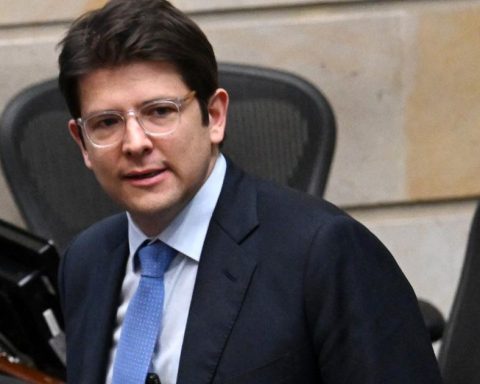 Miguel Uribe Case: Procuraduría confirms that the whereabouts of one of the minors that had been delivered is unknown